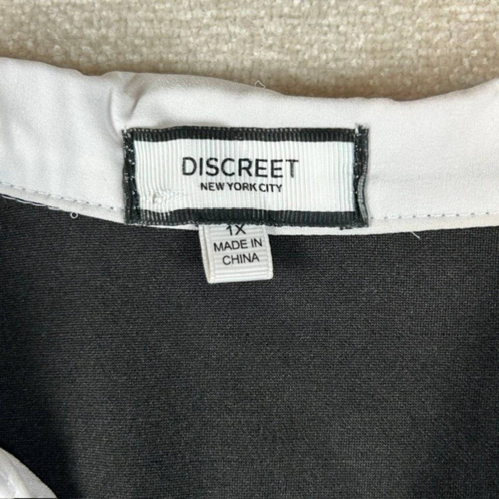 Discreet Women's Black White Long Sleeve Blouse Bow 1X 90s Retro Schoolgirl Crop - Picture 3 of 9